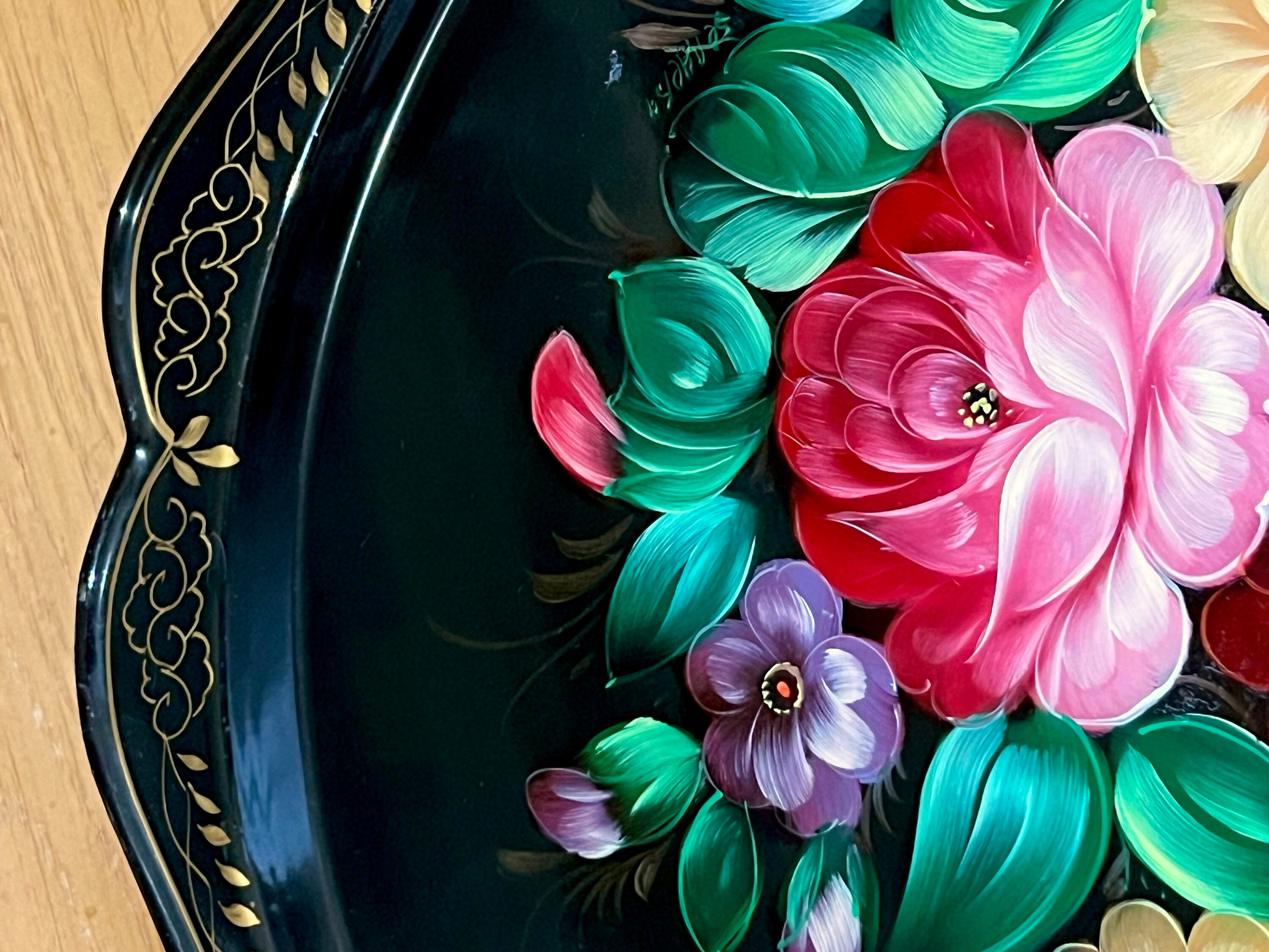 Plateau Russe Vintage En Métal Peint – Motif Floral, Signé, Années 1940