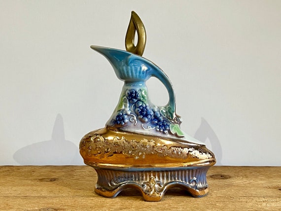 Vintage 1977 Jim Beam Decanter: Blue & Gold Embossed Grapes