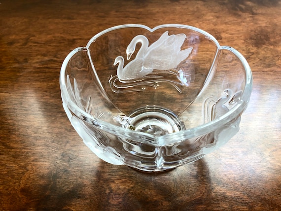 Vintage Teleflora Swan Bowl: Footed Frosted 24% Lead Crystal Candy