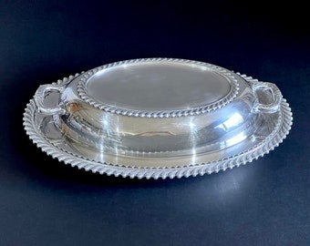 Vintage Silberplatte Bedeckter Servierteller: Ovale Kasserolle mit Griffen