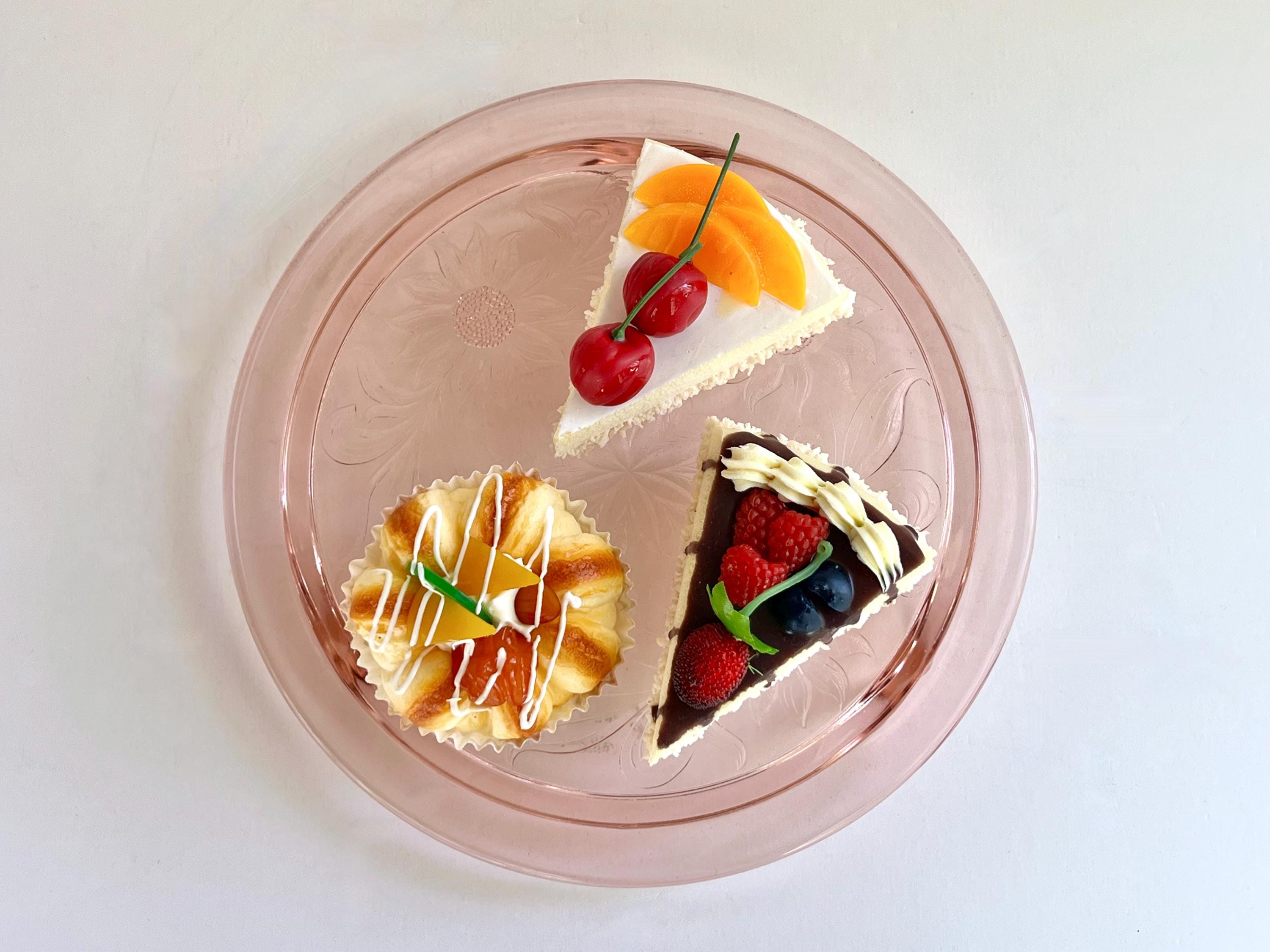ヴィンテージ ピンク デプレッション グラス ケーキプレート 