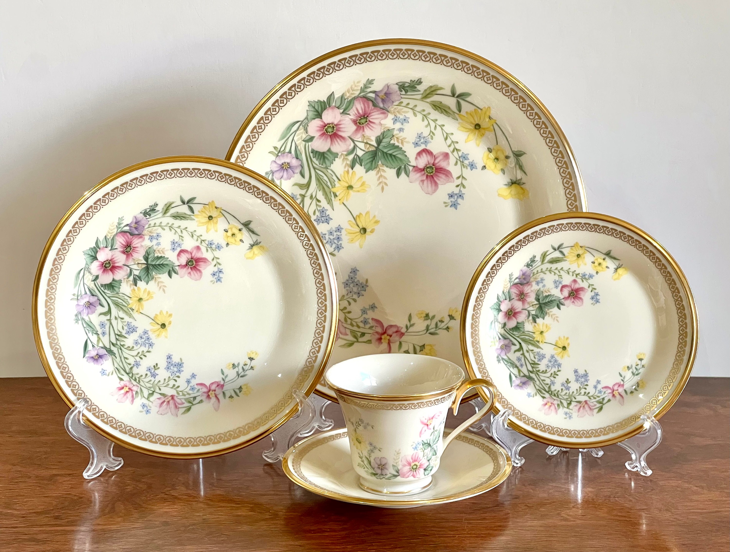 Vintage 30 Pc Dinnerware "Flower Song" by Lenox (6 five pc place settings)  Beautiful Cream China w Floral Design and Gold Border Trim