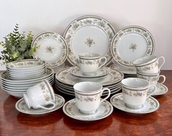 コリンシアン　セレクト500 セスク・ファブレガス　リュングベリ　4体セット Four Crown China Dinnerware Set 