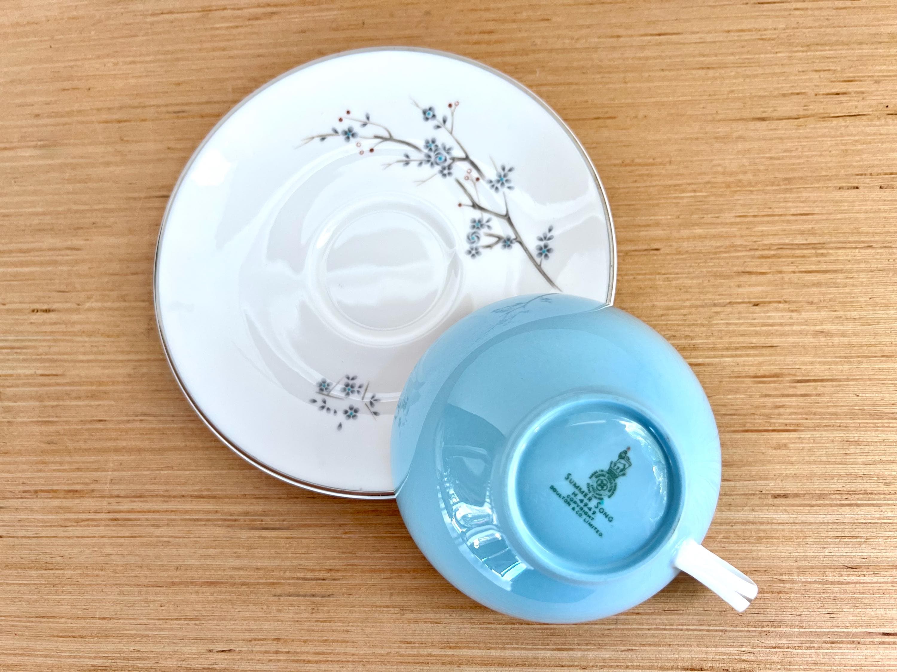 Royal Doulton Summer Song Dinnerware Set: 20pc Bone China, Sky 