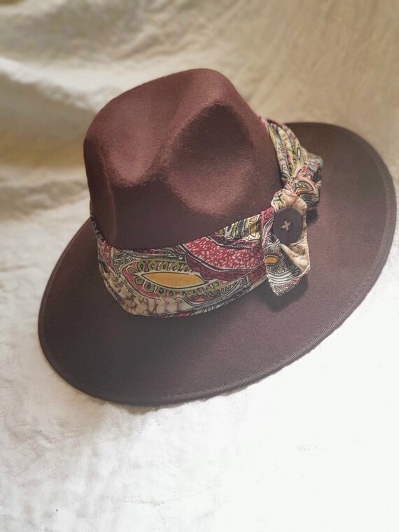 brown wide brim hat