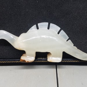 Stegosaurus Dinosaur Onyx Carving #D2