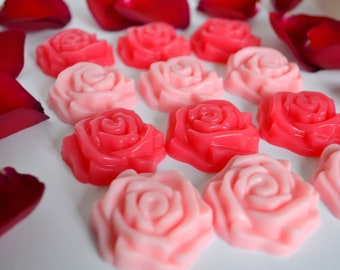 Mothers Day Gift, A DOZEN ROSES SOAP, Unique Valentine's Day Gift for Wife, Pretty Floral Soap Gift for Girlfriend, Romantic Elegant Soap