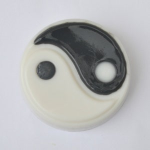 Spiritual Gift - YIN YANG SOAP -  Inspirational Soap, Chinese Harmony Balance Soap, Soap for Men, Black and White Japanese Soap Martial Arts
