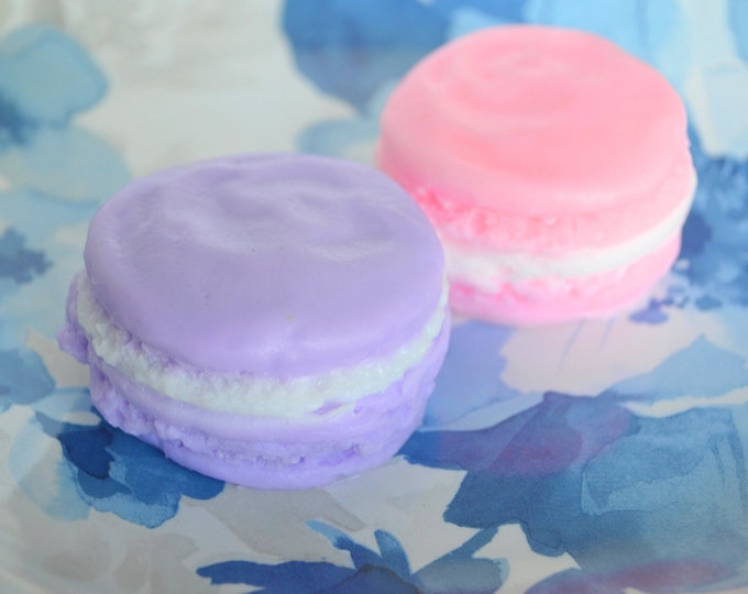 MACARON SOAPS (2), Cute Stocking Stuffers, Macaroon Soap, Christmas Gift, Wedding Favors, Fake Food, Dessert Soap, French Party Favors