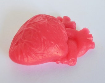 ANATOMICAL HEART SOAP, Human Heart Shaped Soap, Nurse Gift, Gift for Doctor, Surgeon Gift, Medical Graduation Gift, Gag Gift, Halloween Soap