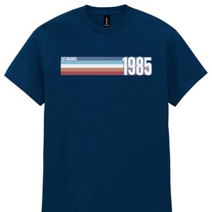Mens 40th Birthday T-Shirt, Established 1985 Retro Strip, Great Gift