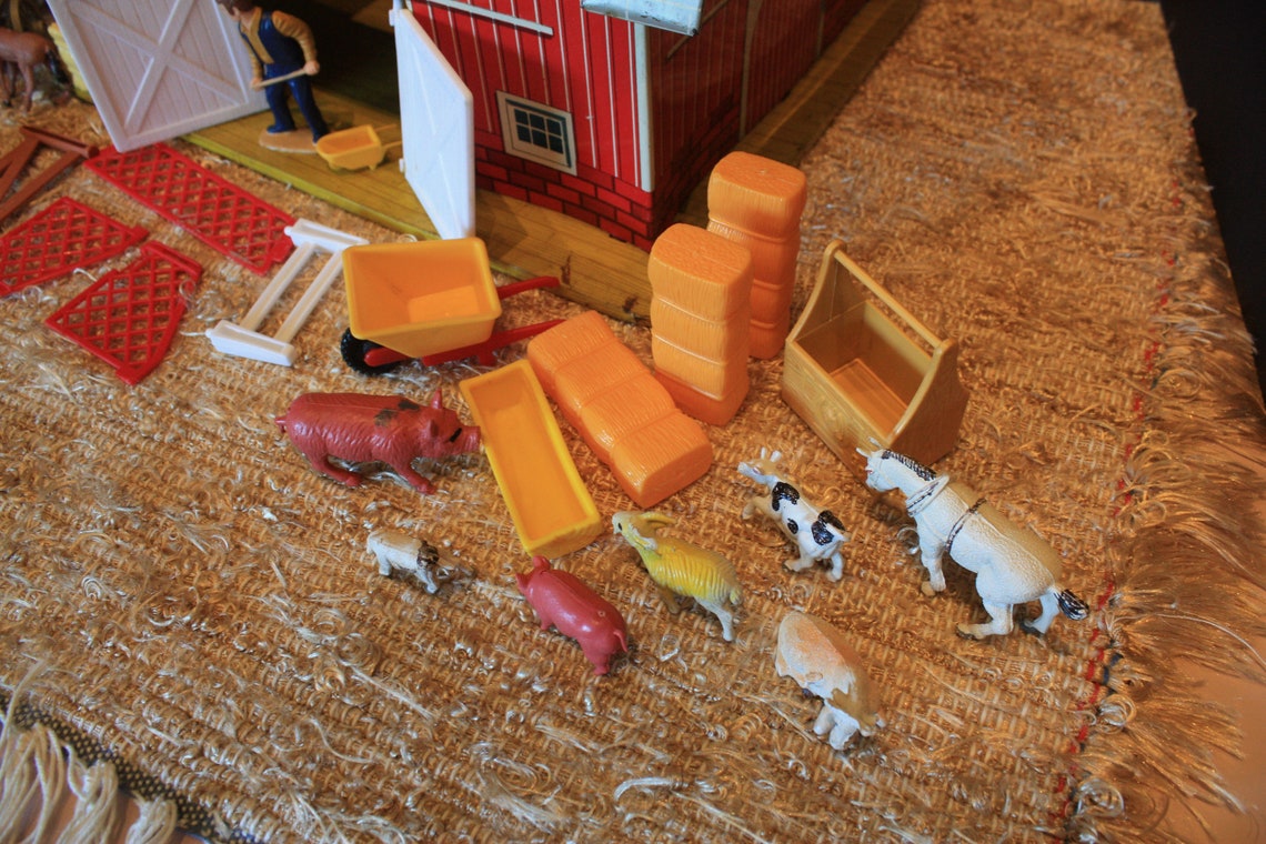 SALE Vintage Toy Barn and Silo Tin Litho 1950's and Etsy