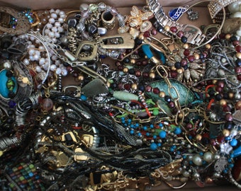 SALE!!! Broken Jewelry Lot Junk Jewelry Lot Vintage and Modern 1 LB Bag Mixed Costume Beads Rhinestones Crafting