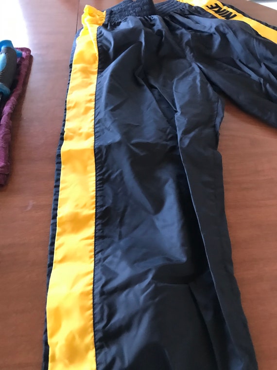 nike nylon pants size small - image 3