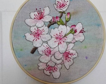 Flor de cerezo - Aro de bordado de mano
