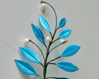 Hojas azules - flores envueltas a mano