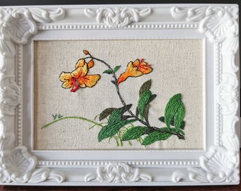 Bordado de lirio tigre hecho a mano: tela de lino, bordado de cinta