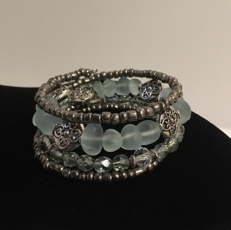 quatrefoil accent bracelet bijoux confirmation and Easter cross bracelet Beaded wrap bracelet modern and trendy layered bracelet