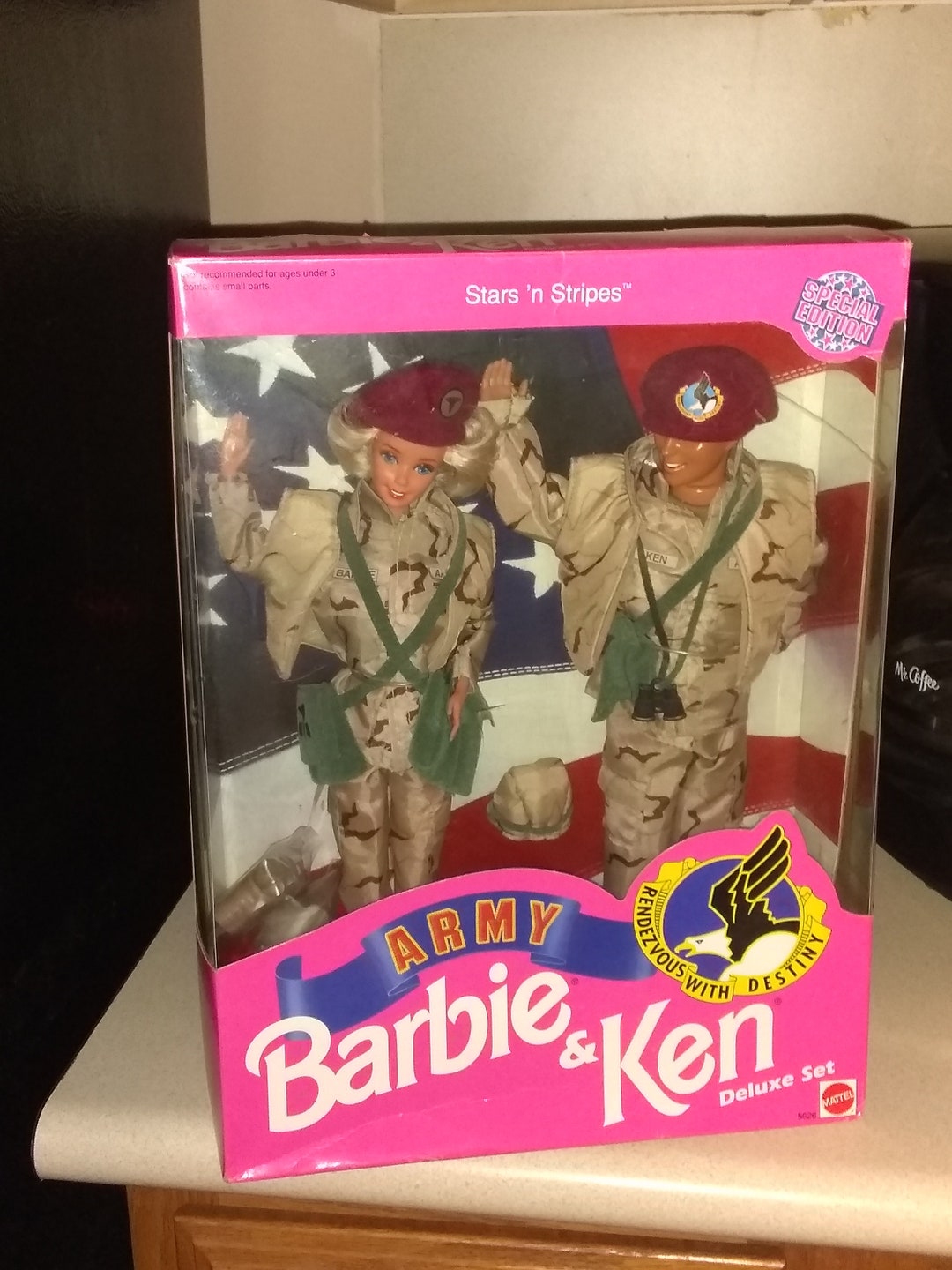 Emballage de vêtements Barbie et Ken-star Mattel