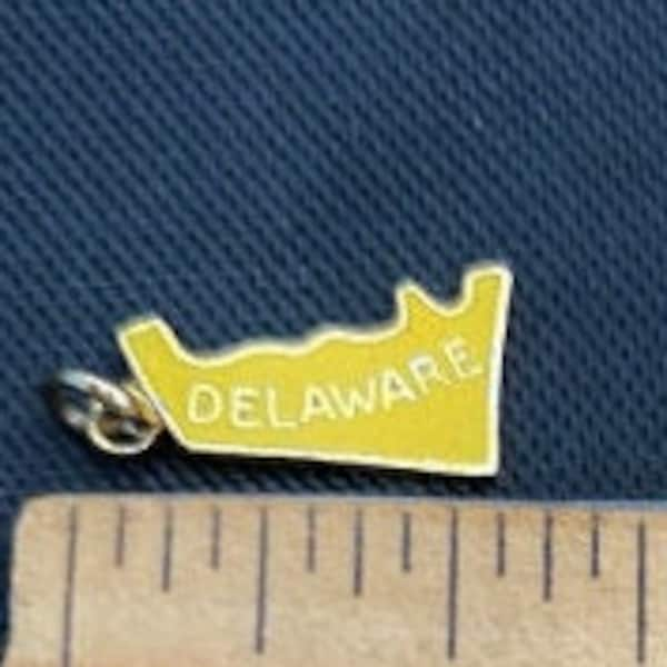 Vintage Enameled Charm Delaware DE States Traveling Going Places Traveler Liberty and Independence