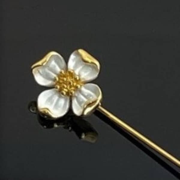 Vintage Crown Trifari Dogwood Flower Stick Pin Lapel Pin Floral White Flower