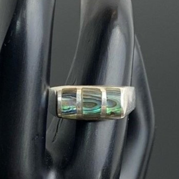 Vintage Sterling Abalone Shell Ring Beautiful Iridescent Coloring Paua Shell Jewelry Gift Idea for Her