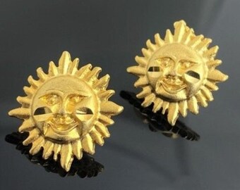 Sun Shaped Earrings Pierced Posts Gold Tone Cheery Happy Sunshine Earrings