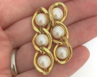 Vintage Faux Pearl Earrings Dangling Pierced Post Earrings Gold Tone Pretty Design Elegant Fun Fashion