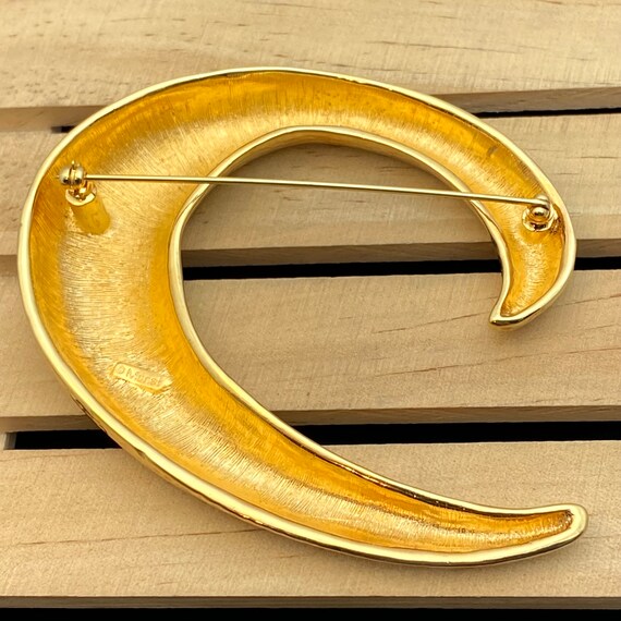 Vintage Monet Crescent Style Brooch Gold Tone Dap… - image 4