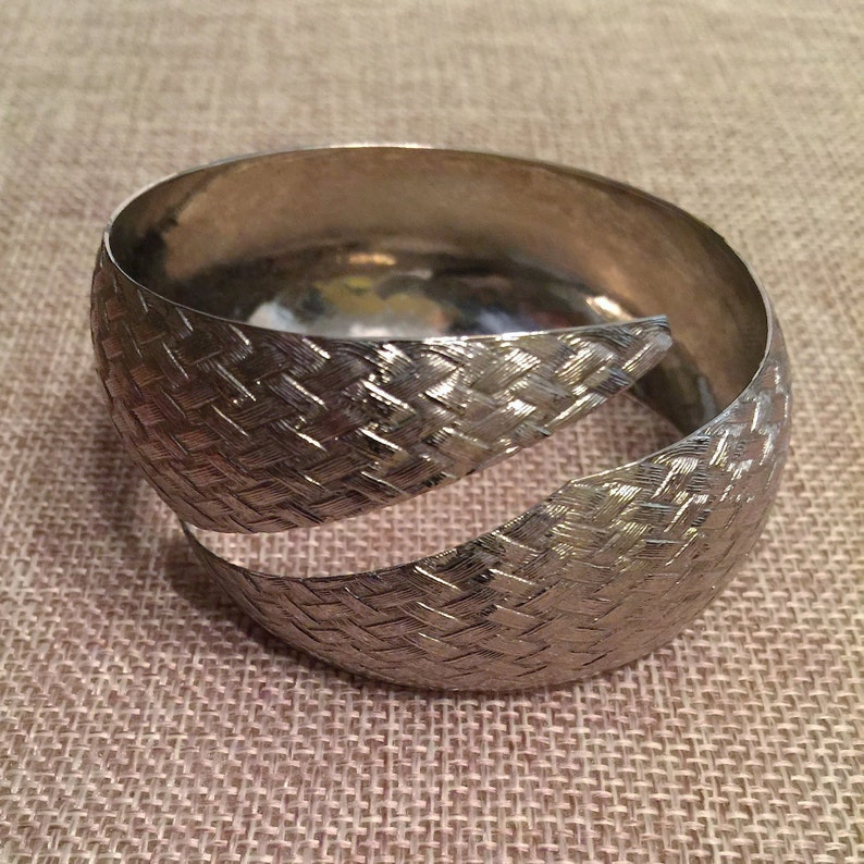 Vintage Silver Tone Cuff Bracelet with Basket Weave Design Vintage Cuff Bracelet Vintage Jewelry Gift Idea Brushed Surface Design