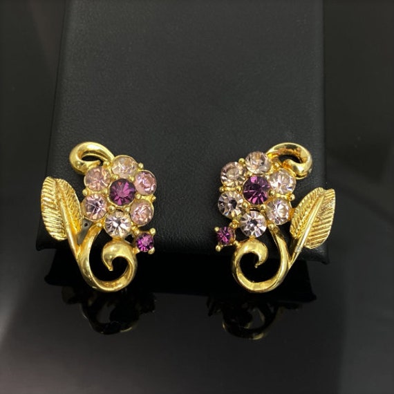 Vintage Coro Flower Earrings Purple Faceted Stone… - image 3