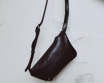 Fanny Pack Leather, Black Leather Crossbody Bag, Leather Belt Bag Men, Minimalist Waist Bag Women, Leather Bum Bag, Techwear Sling Bag