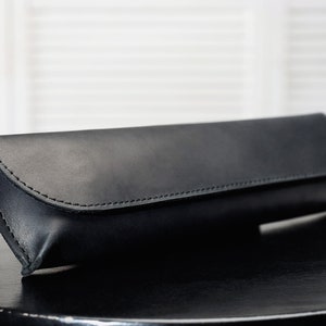 Comb leather case, Pouch for combs and hair tools, Hairbrush case, Hairdressing bag, Barber case, Hairbrush leather pouch, Leather comb case