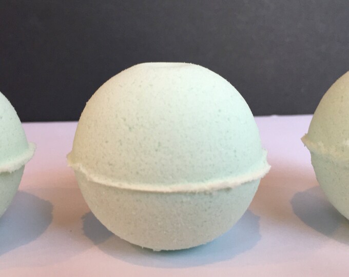 Eucalyptus & Peppermint Bath Bomb Large Bath Bomb Etsy