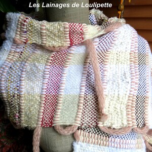Thick woven shawl romantic