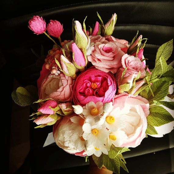 wedding bouquet high quality crepe paper flowers choose how many do you need 5 or 9 wedding flowers bouquet paper wedding bridal etsy paper flower bouquet