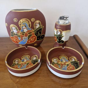 Vintage Japanese Porcelain Vase Ashtray Set With Table Lighter