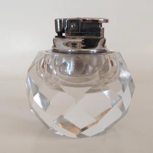 Vintage Hand Cat Crystal Table Lighter