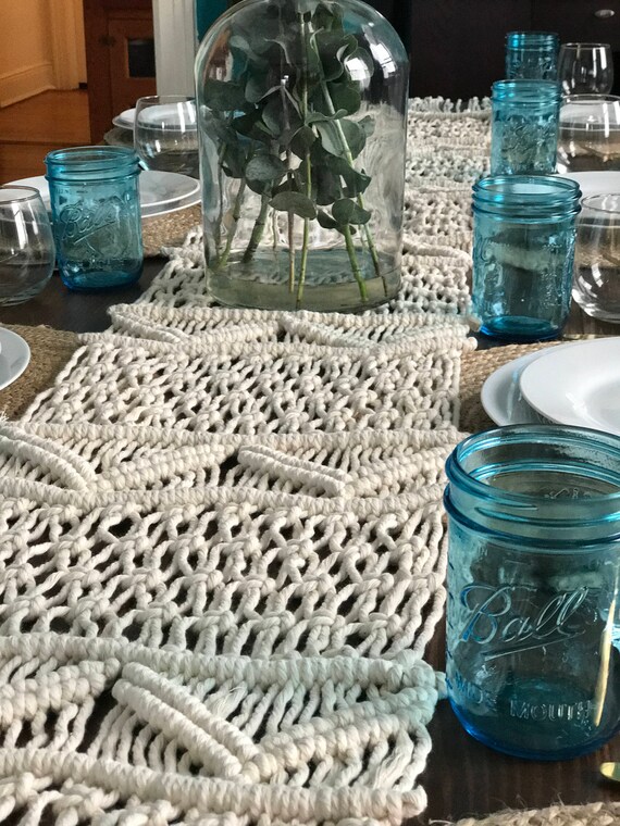 Chemin de Table en macramé / / Boho Decor / / Boho mariage ...