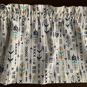 Camper, Cabin, Lodge Valance with Feathers, Arrows. New handmade