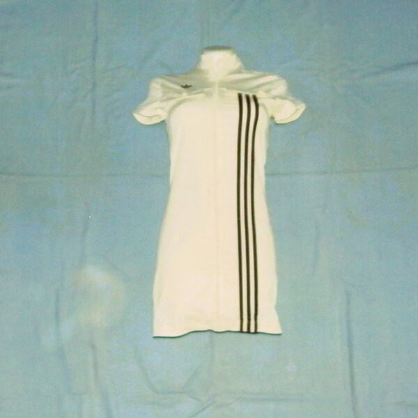 ADIDAS Vintage 80er Jahre Stil Ausgezeichnete Damen Tennis Training Sport Weste Kleid. Label Größe: Uk 8, US 10, D 34, es 40, Weiß / Schwarz