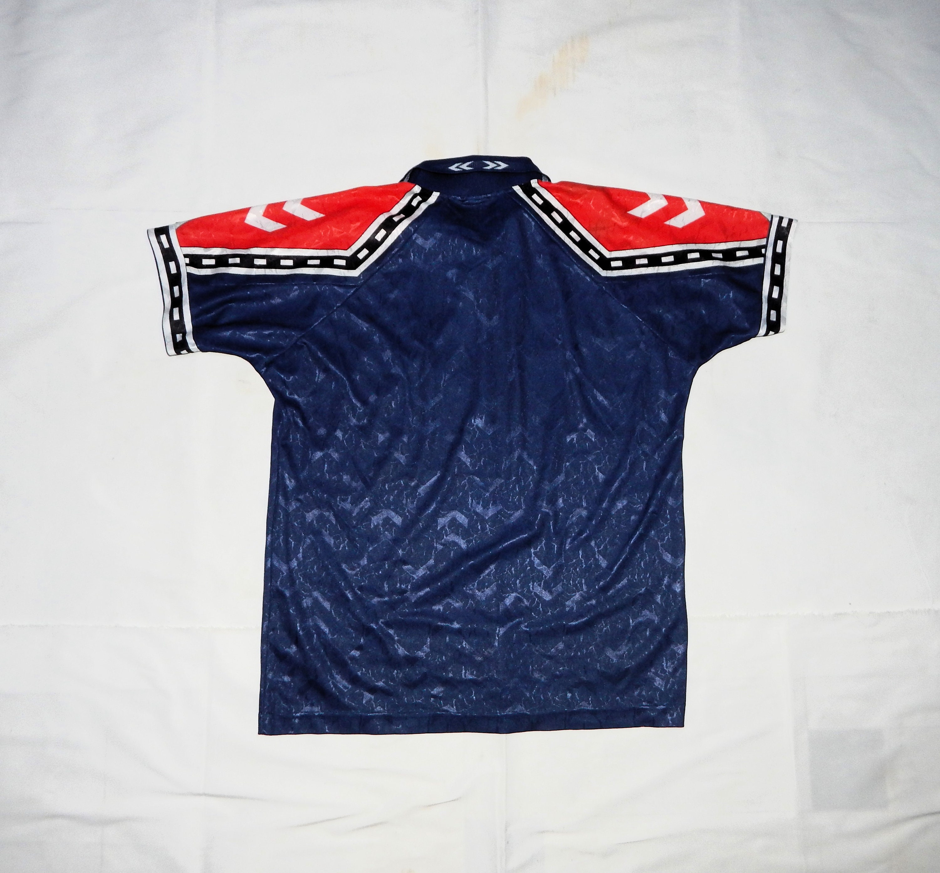 vintagefashion4all Hummel Vintage 90s Trefoil Rare Unworn Excellent Adults Football Short Sleeve Jersey Shirt. Size XL, Blue, White, Red il fullxfull.5454542199 hho0