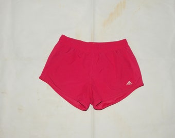 Pantaloncini corti da corsa ADIDAS Climalite vintage anni 2000 da donna e ragazza. Dimensioni etichetta: UK 11/12a, US M, E 152. Rosa