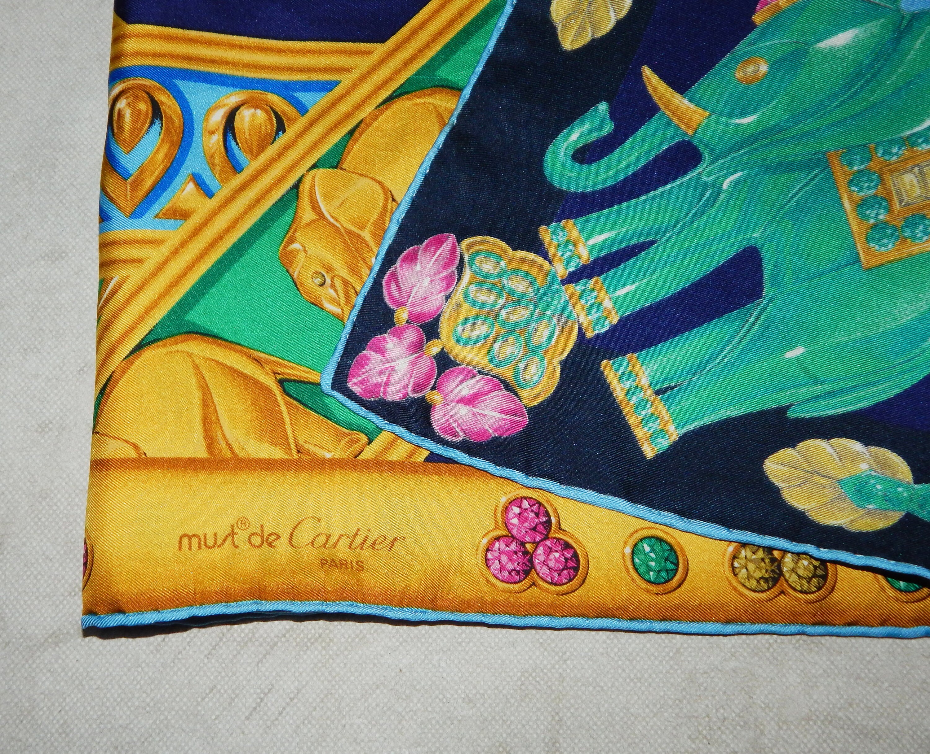 Must De Cartier Les Elephants Vintage 80s Womens' 100% Pure Silk