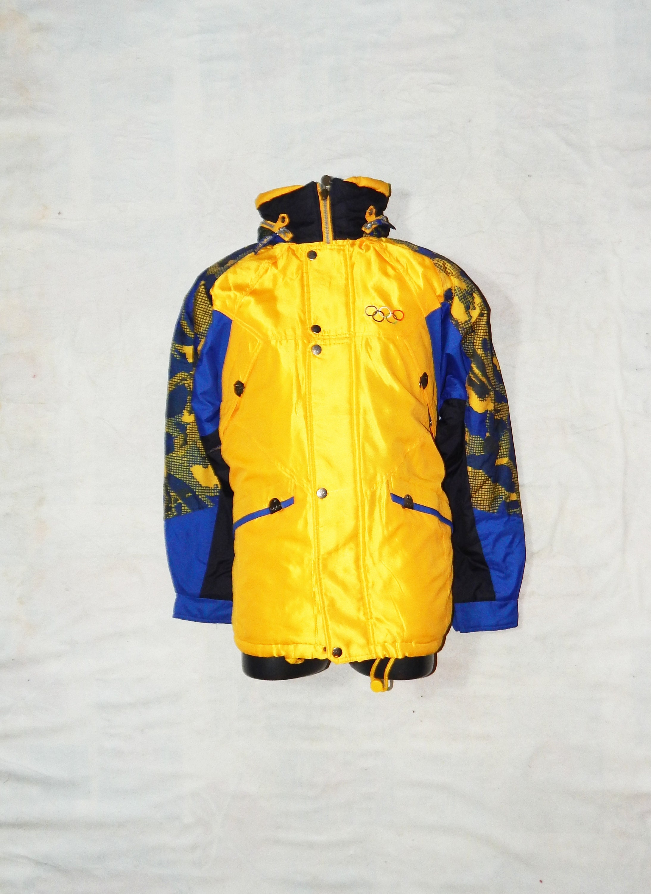 Image of Olimpic Sport Ski Team Vtg 90S Unworn Men's Thermal Jacket, Sz L, 52It, Gb40/42. Multicoloured