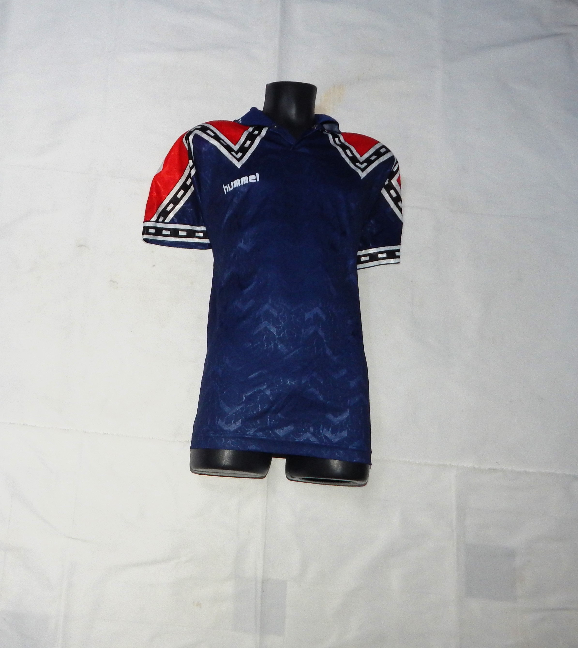 HUMMEL Vintage 90s Trefoil Rare Unworn Excellent Adults Football Short Sleeve Jersey Shirt. Size XL, Blue, White, Red - Etsy HUMMEL Vintage 90s Trefoil Rare Unworn Excellent Adults Football Short Sleeve Jersey Shirt. Size XL, Blue, White, Red - Etsy