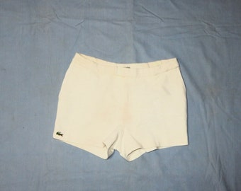 LACOSTE Vintage 70er Jahre Rare Made in France Erwachsene Tennis Sport Shorts. Größe 6. Weiß