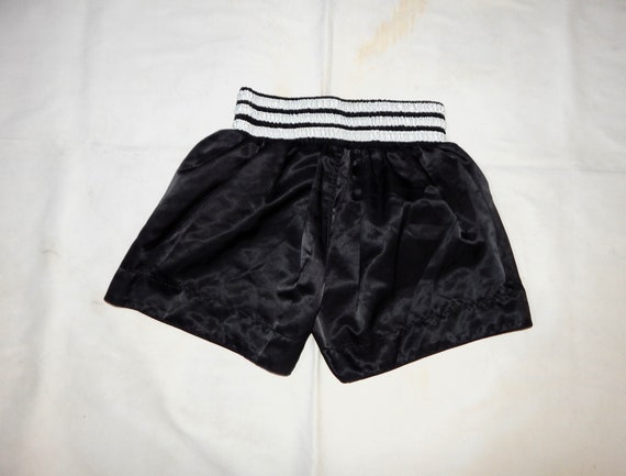 Adidas 70s kick shorts online