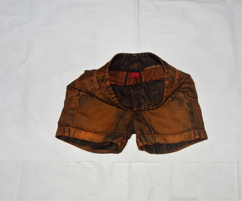 MARITHE' FRANCOIS GIRBAUD Vintage 90s/2000S Women's Fashionable Linen Carpenter Cargo checked Shorts. Label Size: 30. Brown/orange image 2