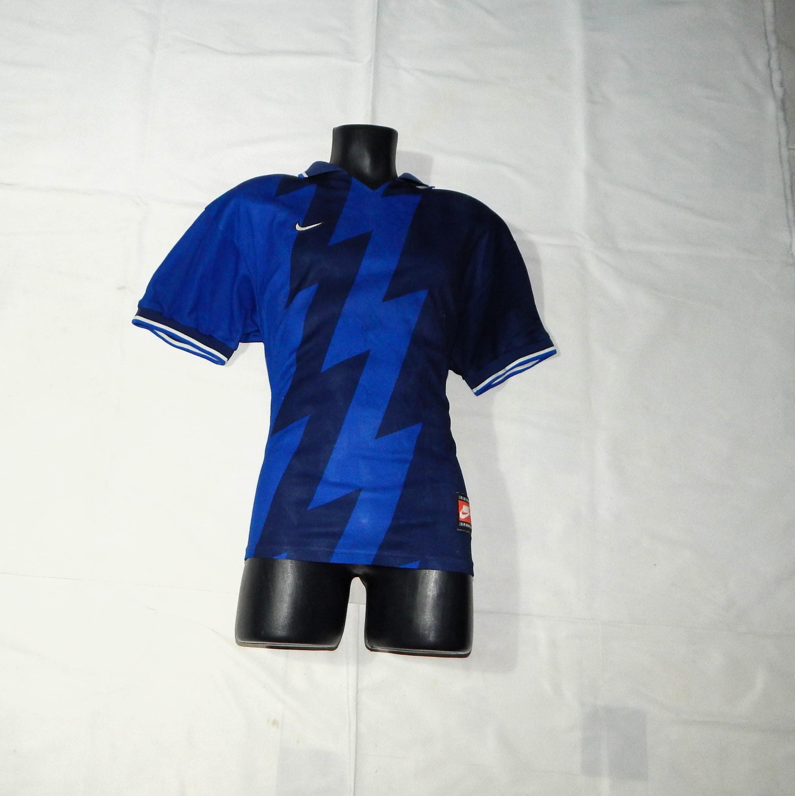 90s～00s NIKE TEAM Arsenal vintage 90s NIKE ARSENAL FC SEGA VIEIRA #4 AWAY SOCCER